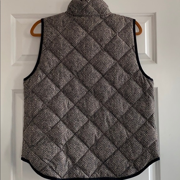 j.crew puffer vest - Picture 6 of 6